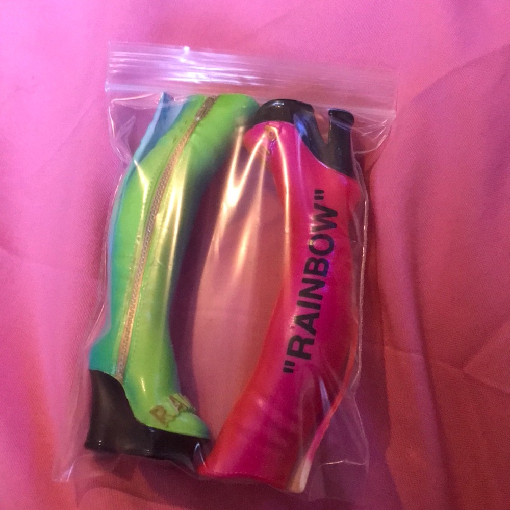 rainbow high doll  shoes